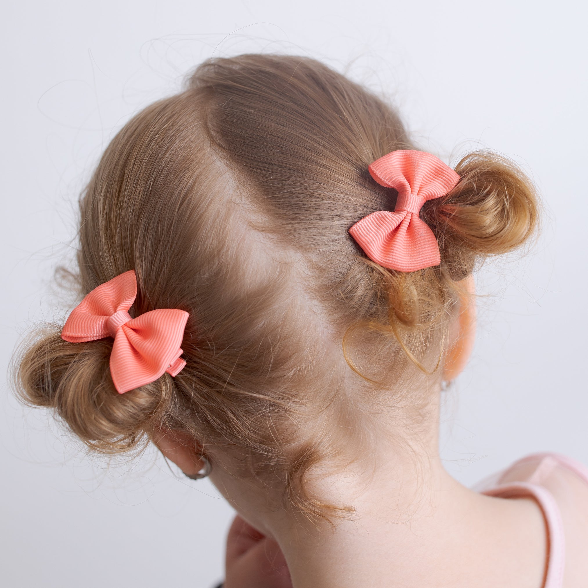 BEV Mini Bows Hair Clips - 17 Colors – Think Pink Bows