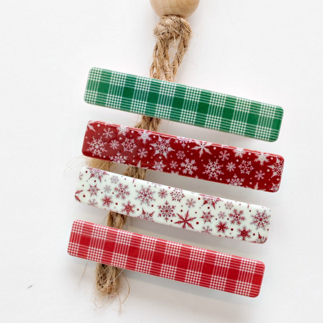 LET IT SNOW NON SLIP Christmas CLIPS  Set of 4